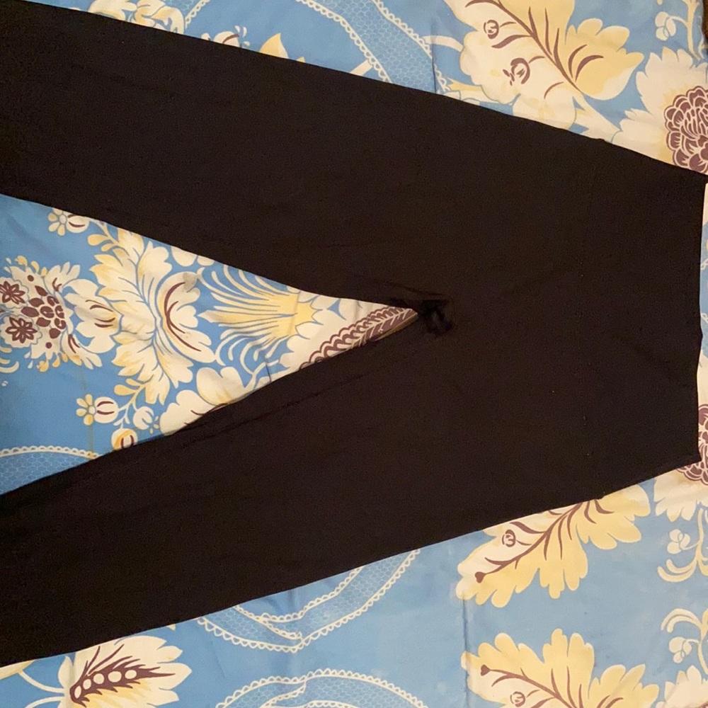 Black aerie leggings